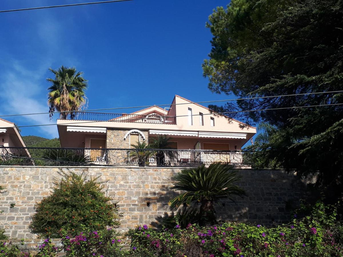 Rifugio Societa Semplice Lägenhet Ospedaletti Exteriör bild